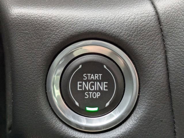 Used 2021 Chevrolet Suburban High Country image 34