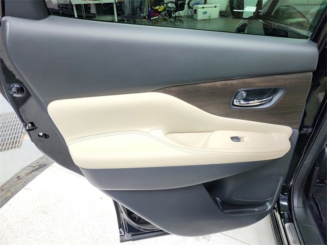 Used 2023 Nissan Murano Platinum w/ Cargo Package image 37