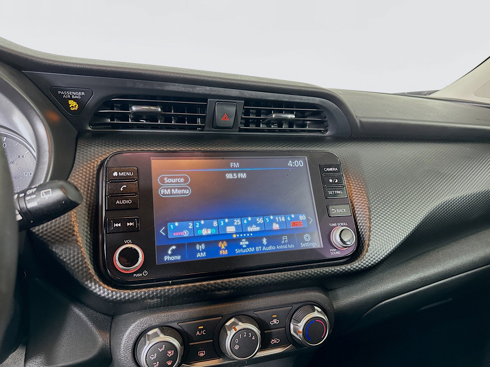 Used 2023 Nissan Kicks SV image 18