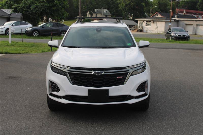 Used 2023 Chevrolet Equinox RS w/ RS Leather Package AWD/4WD image 3