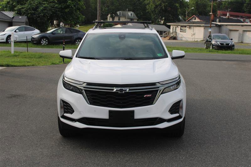 Used 2023 Chevrolet Equinox RS w/ RS Leather Package image 3