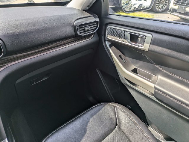 Used 2023 Ford Explorer Limited RWD image 23