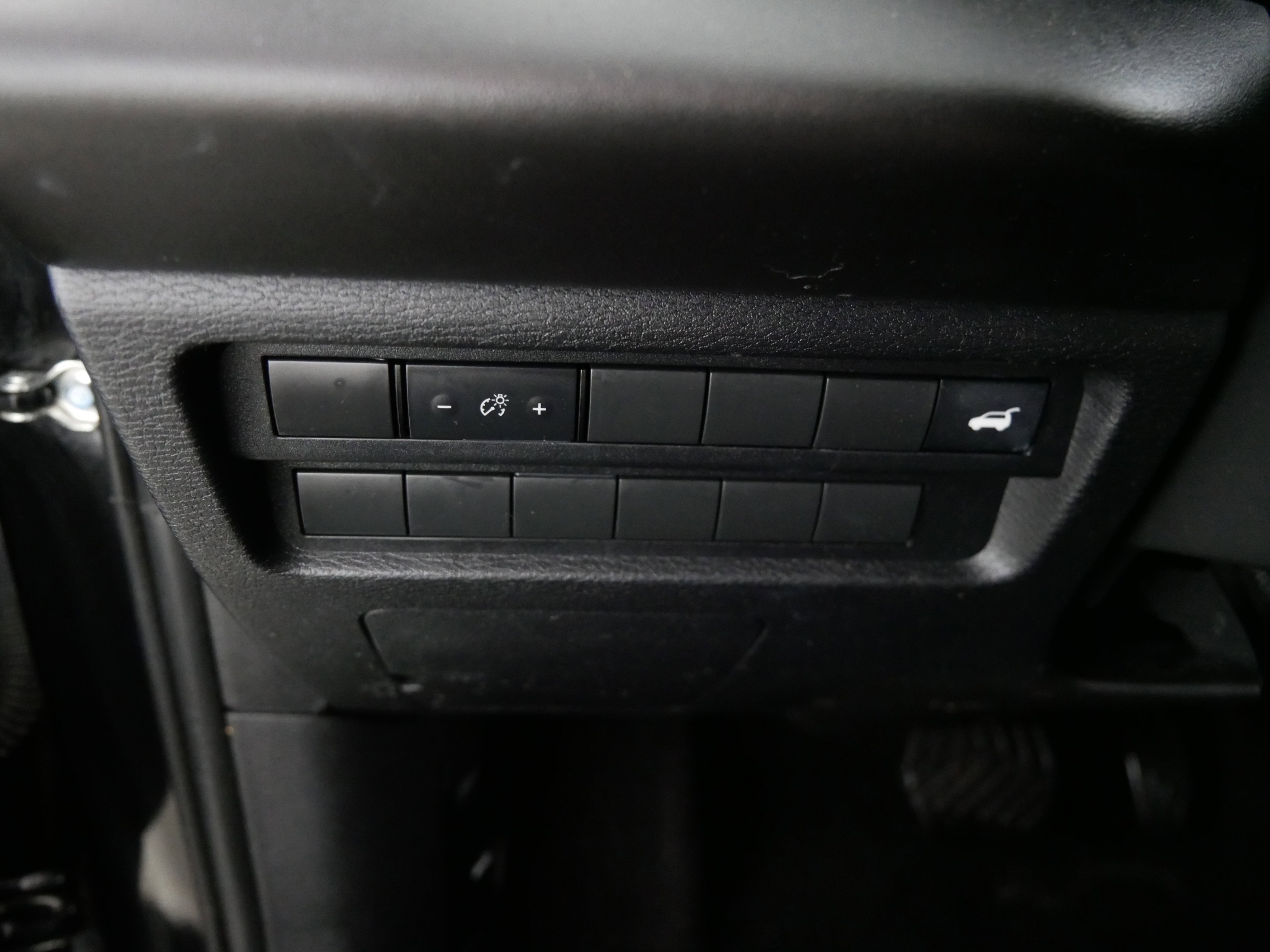 Used 2022 Mitsubishi Outlander SE image 26