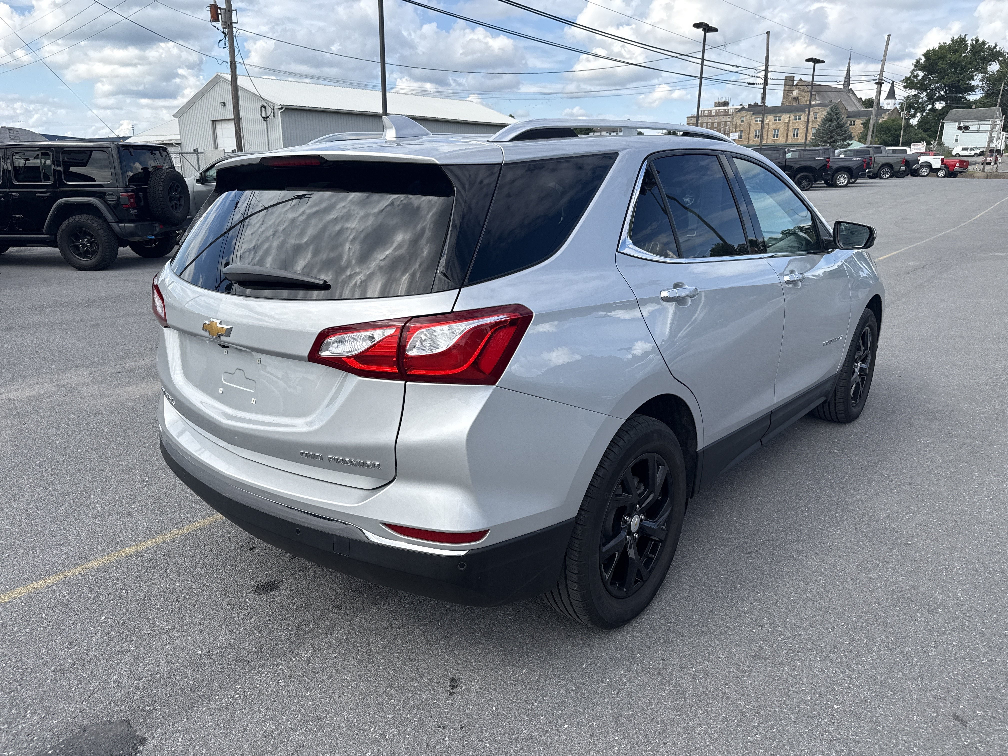 Used 2021 Chevrolet Equinox Premier AWD/4WD video 3