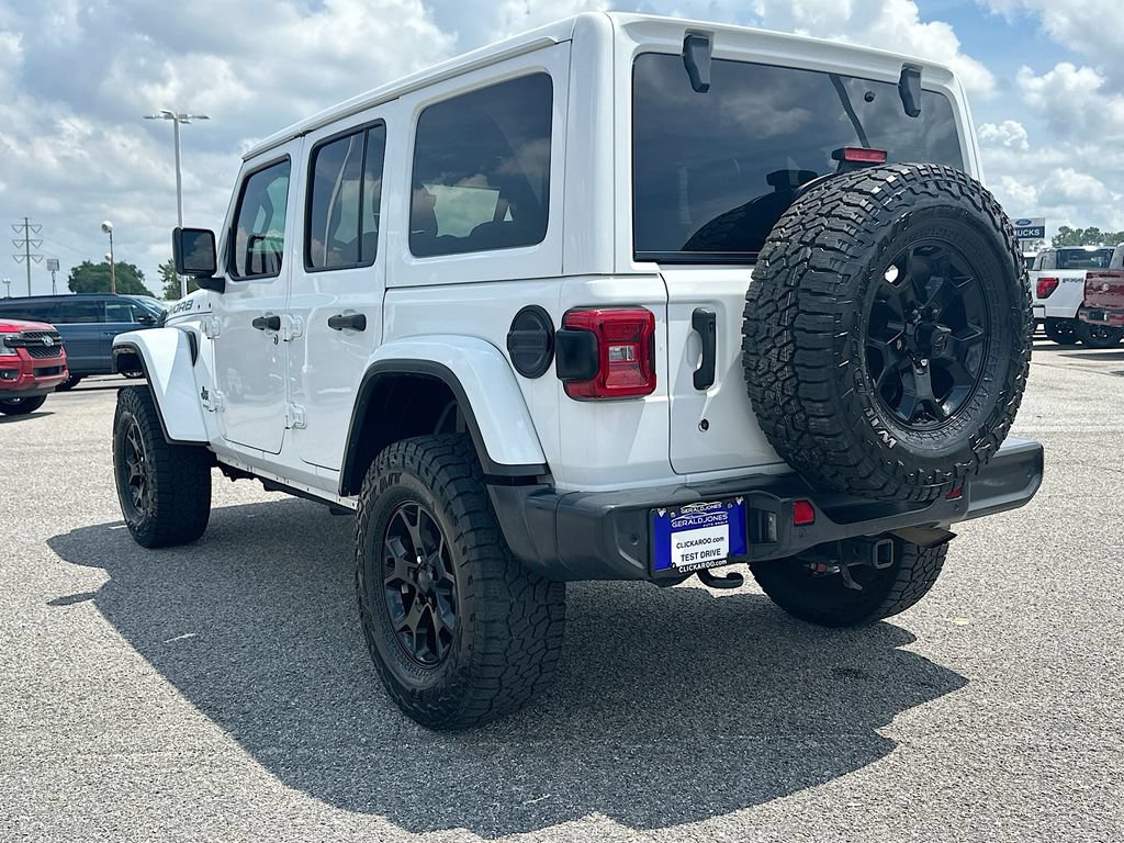Used 2019 Jeep Wrangler Unlimited Sahara w/ Quick Order Package 24M Moab AWD/4WD image 6