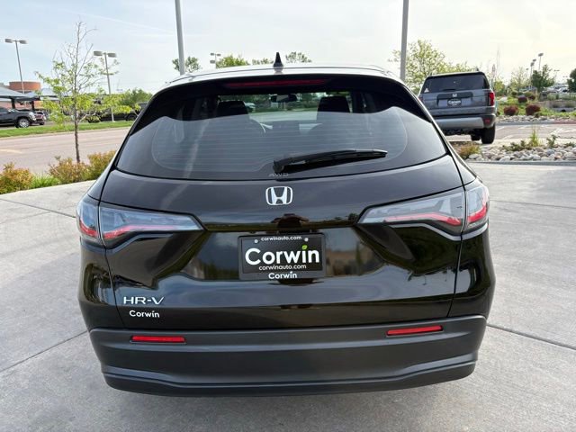 Used 2023 Honda HR-V LX image 7