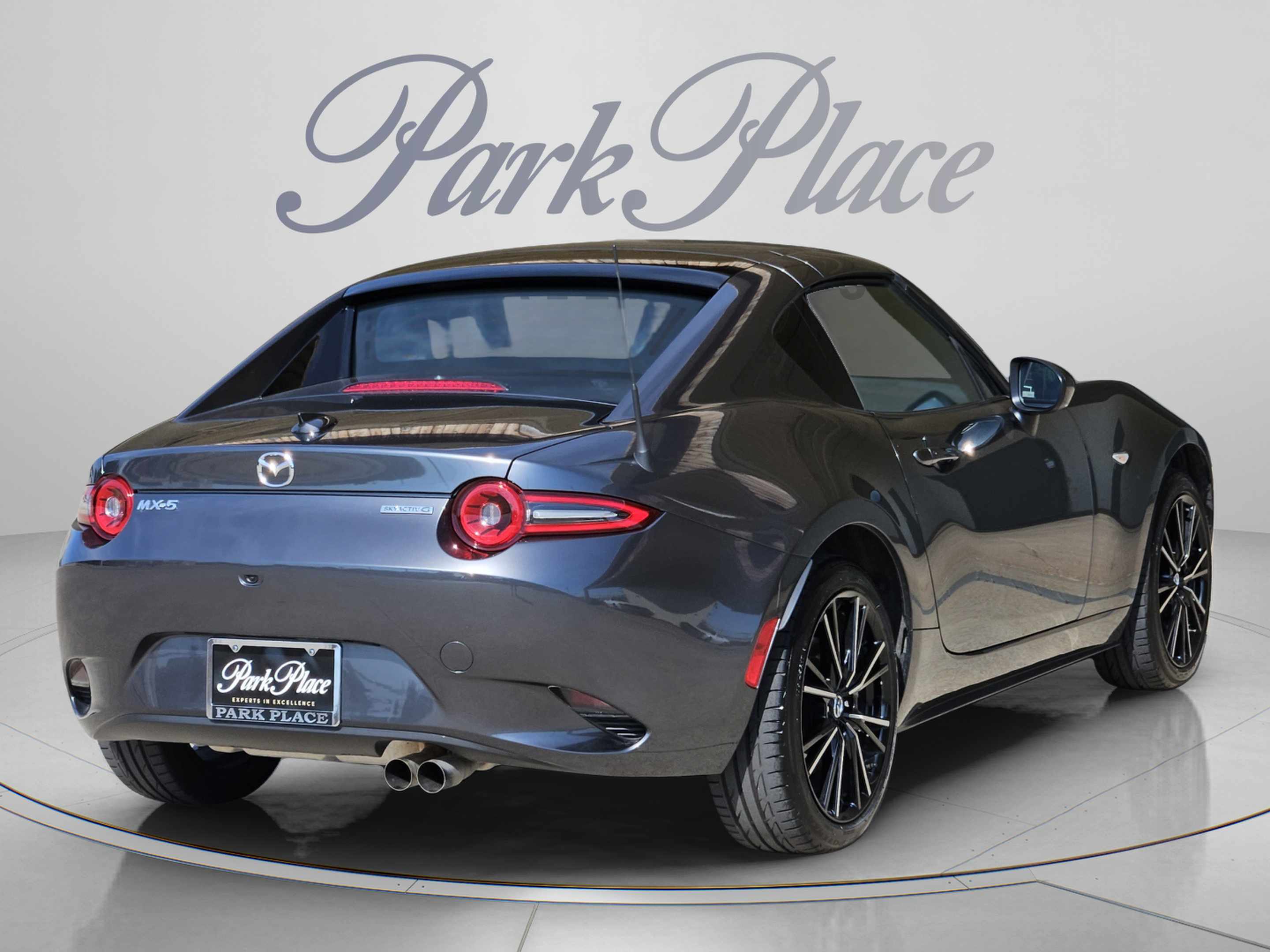 Used 2024 MAZDA MX-5 Miata RF Grand Touring RWD image 6