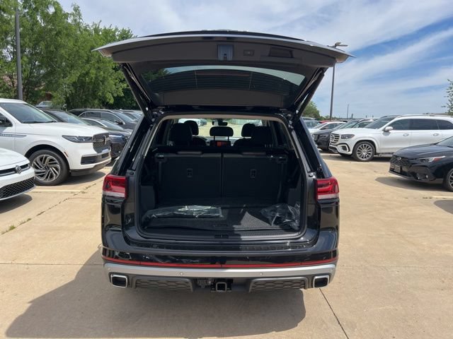 New 2026 Volkswagen Atlas Peak Edition AWD/4WD image 11
