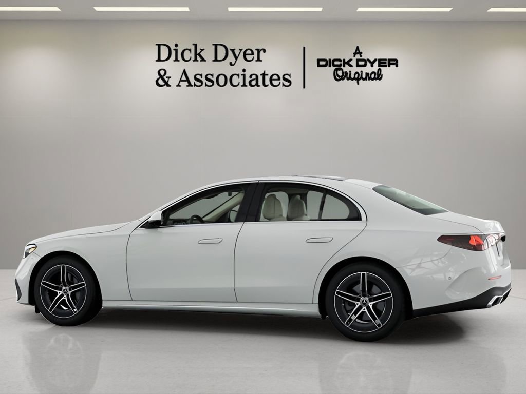 Used 2025 Mercedes-Benz E 350 Sedan image 10