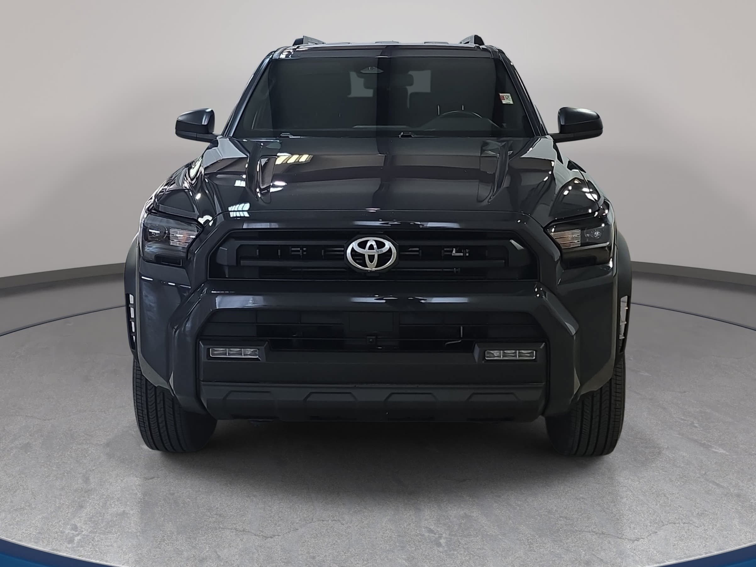 Used 2025 Toyota 4Runner SR5 AWD/4WD image 3