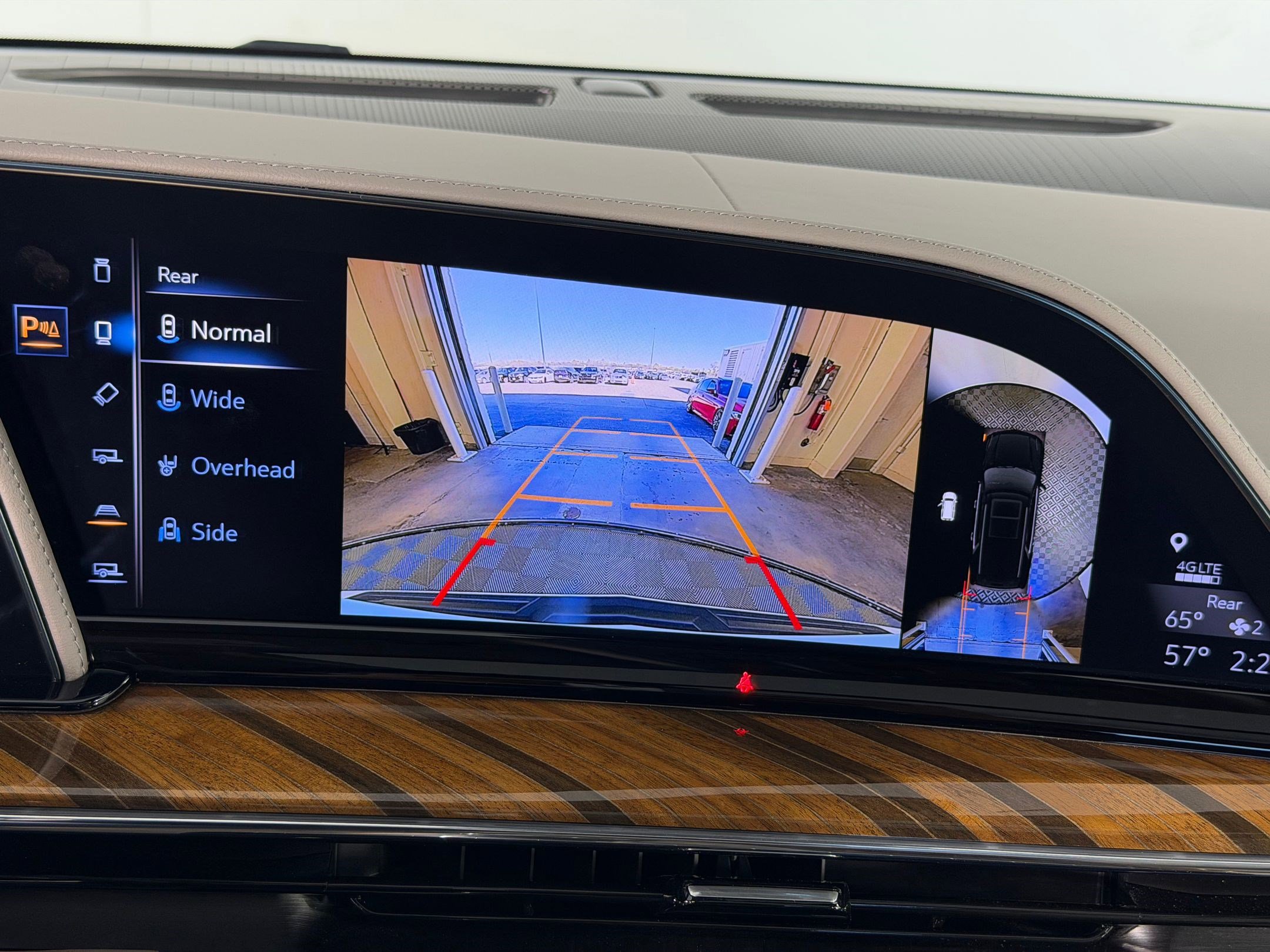 Used 2024 Cadillac Escalade Premium Luxury Platinum image 24