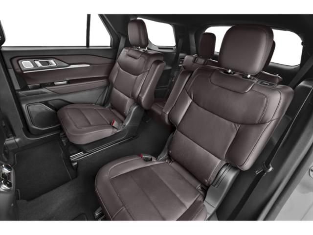New 2026 Ford Explorer Platinum AWD/4WD image 12
