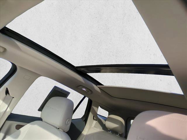 Used 2023 GMC Terrain Denali w/ Denali Premium Package image 15