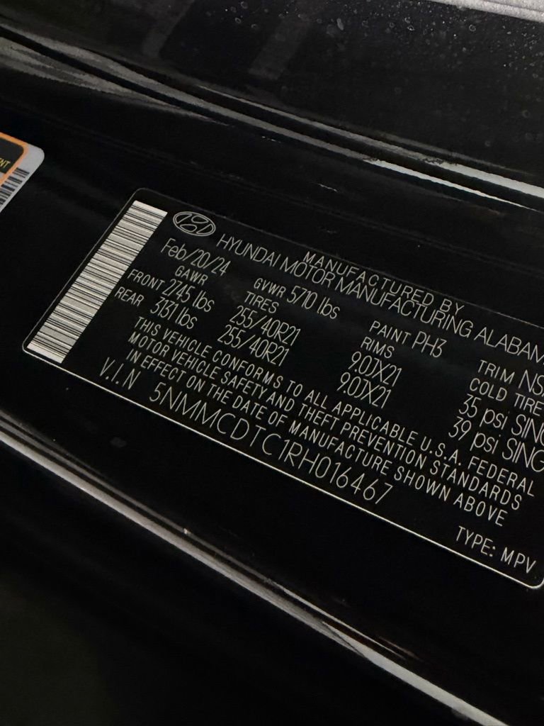 Used 2024 Genesis GV70 3.5T Sport w/ Sport Advanced Package image 39