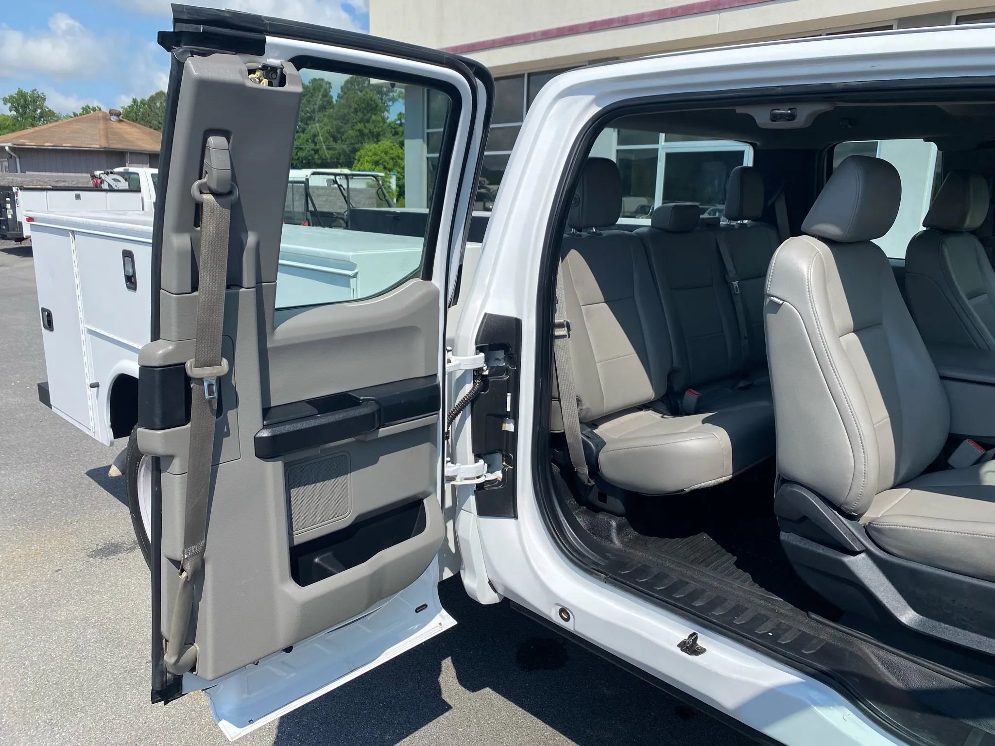 Used 2017 Ford F450 XL w/ Trailer Tow Package AWD/4WD image 26