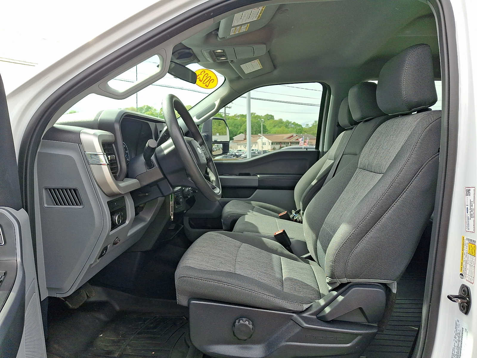 Used 2023 Ford F250 XL w/ STX Appearance Package AWD/4WD image 14