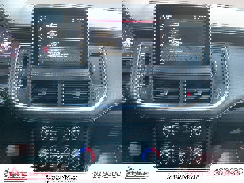 Used 2023 GMC Yukon XL AT4 w/ AT4 Premium Plus Package image 11