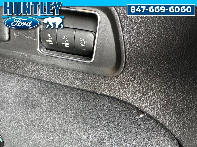 Used 2022 Mercedes-Benz GLS 450 4MATIC w/ AMG Line Exterior image 13