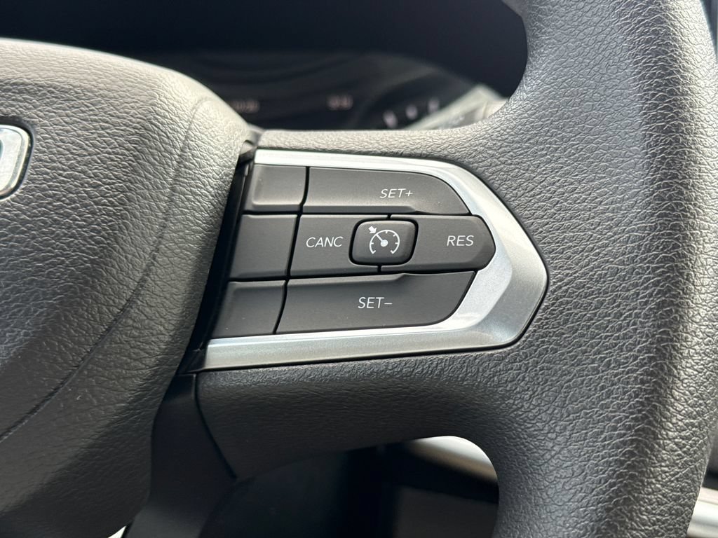 Used 2024 Jeep Compass Sport AWD/4WD image 27