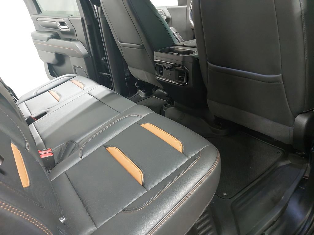 Used 2024 GMC Sierra 3500 AT4 w/ AT4 Premium Plus Package image 11