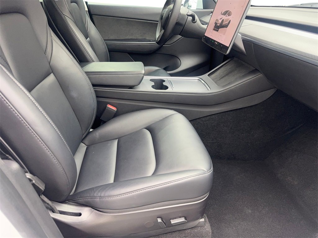Used 2022 Tesla Model Y Performance image 44