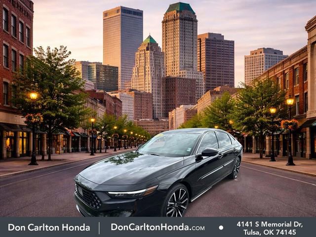 Used 2024 Honda Accord Touring image 3