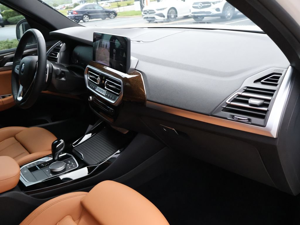 Used 2024 BMW X3 xDrive30i w/ Premium Package AWD/4WD image 11