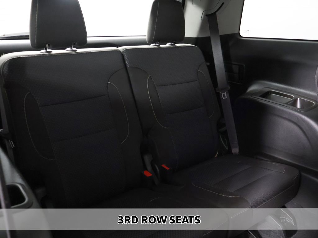 Used 2023 GMC Acadia SLE w/ Driver Convenience Package AWD/4WD image 9