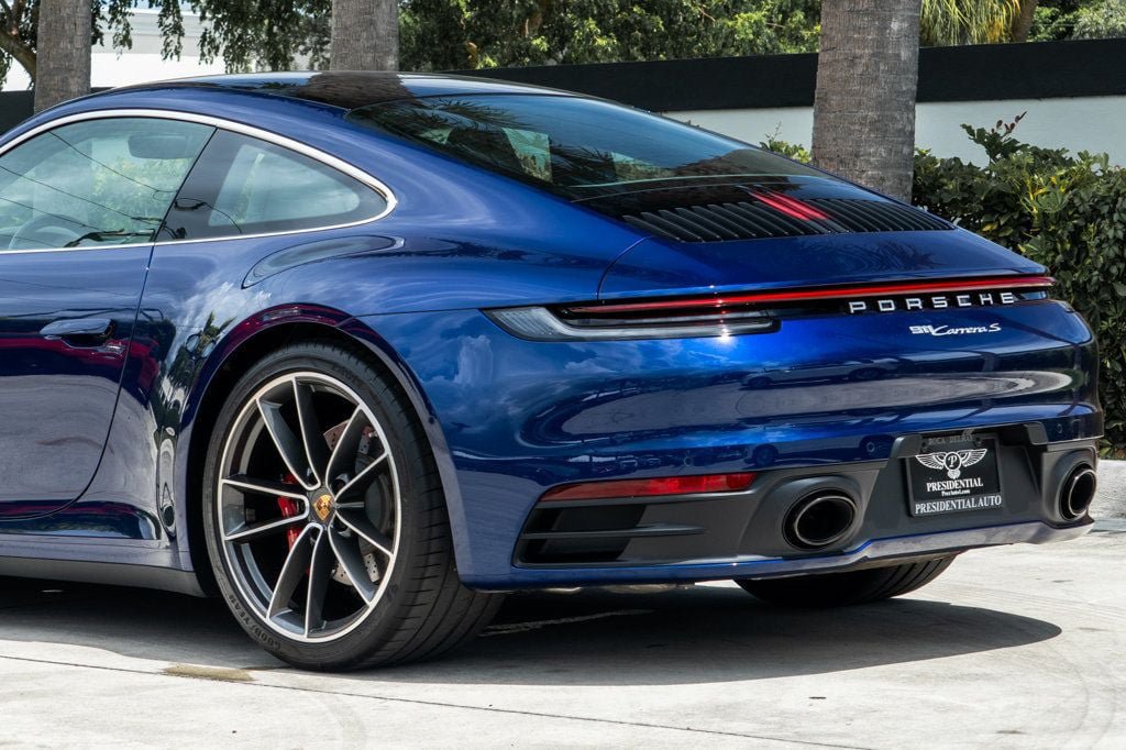Used 2022 Porsche 911 Carrera S RWD image 4