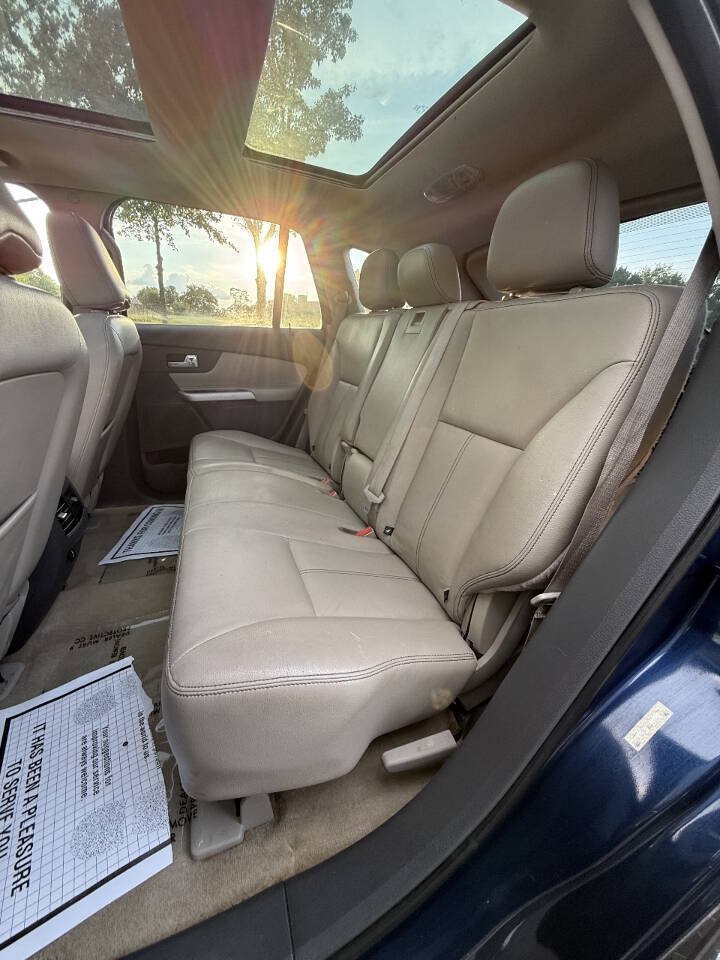 Used 2012 Ford Edge Limited FWD image 16