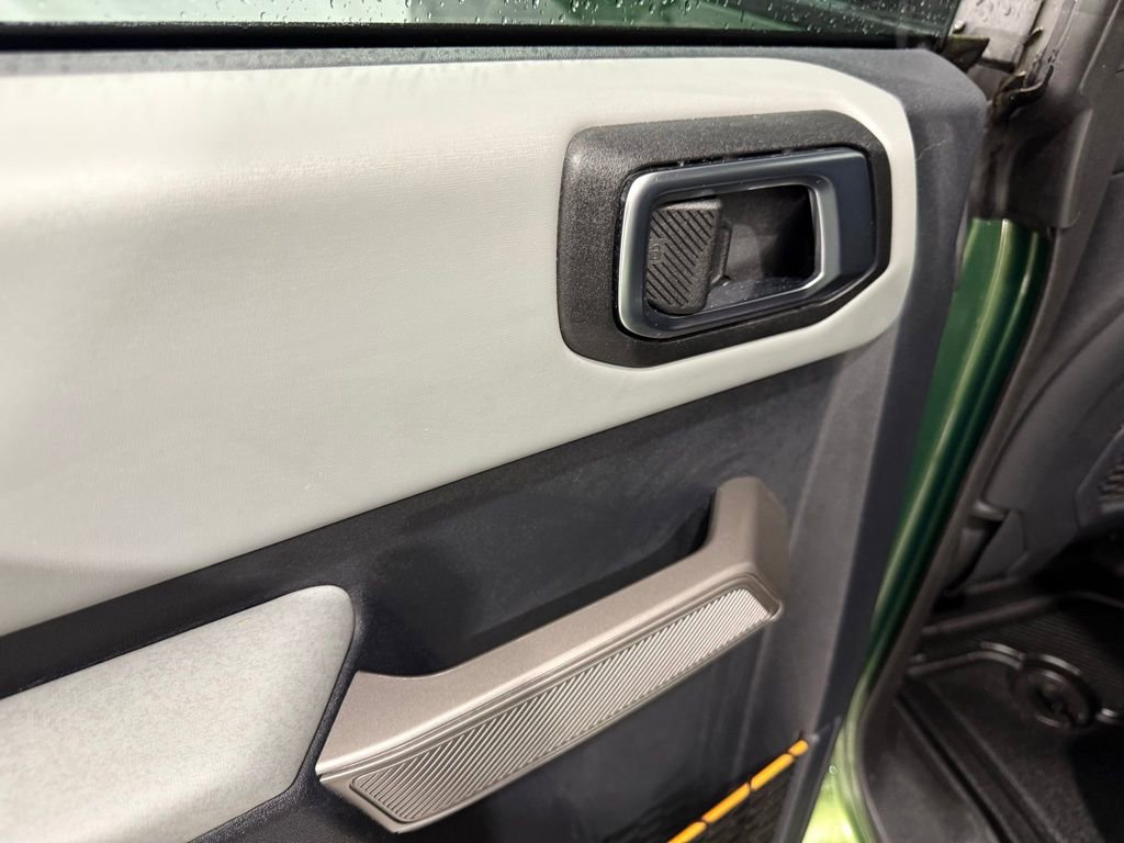 Used 2023 Ford Bronco Badlands w/ Sasquatch Package image 18