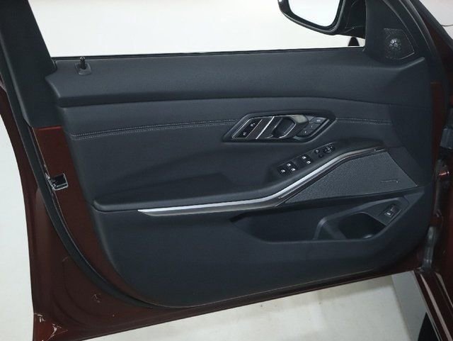 Used 2023 BMW M3 Competition w/ Executive Package AWD/4WD image 31