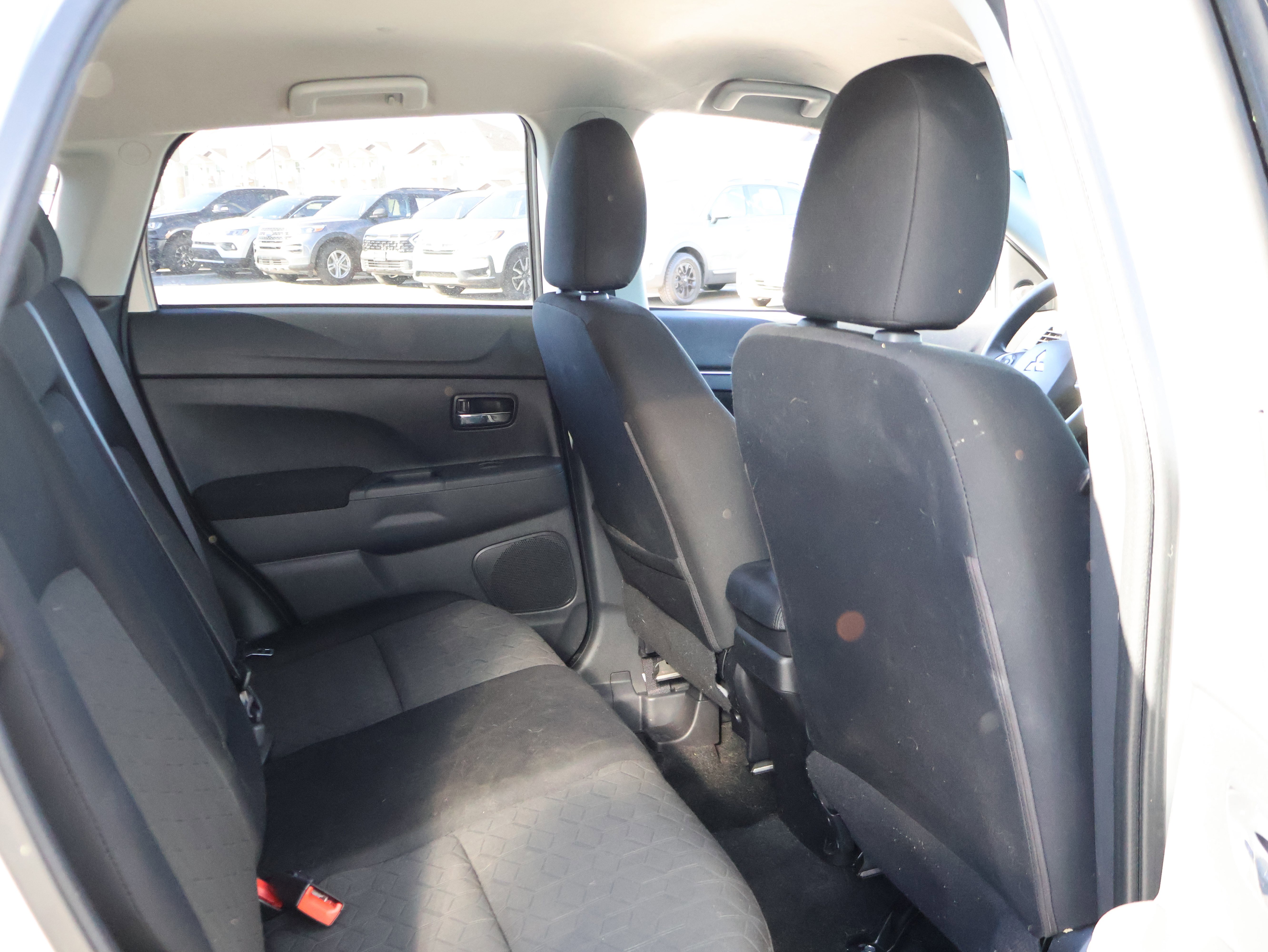 Used 2021 Mitsubishi Outlander Sport LE image 14