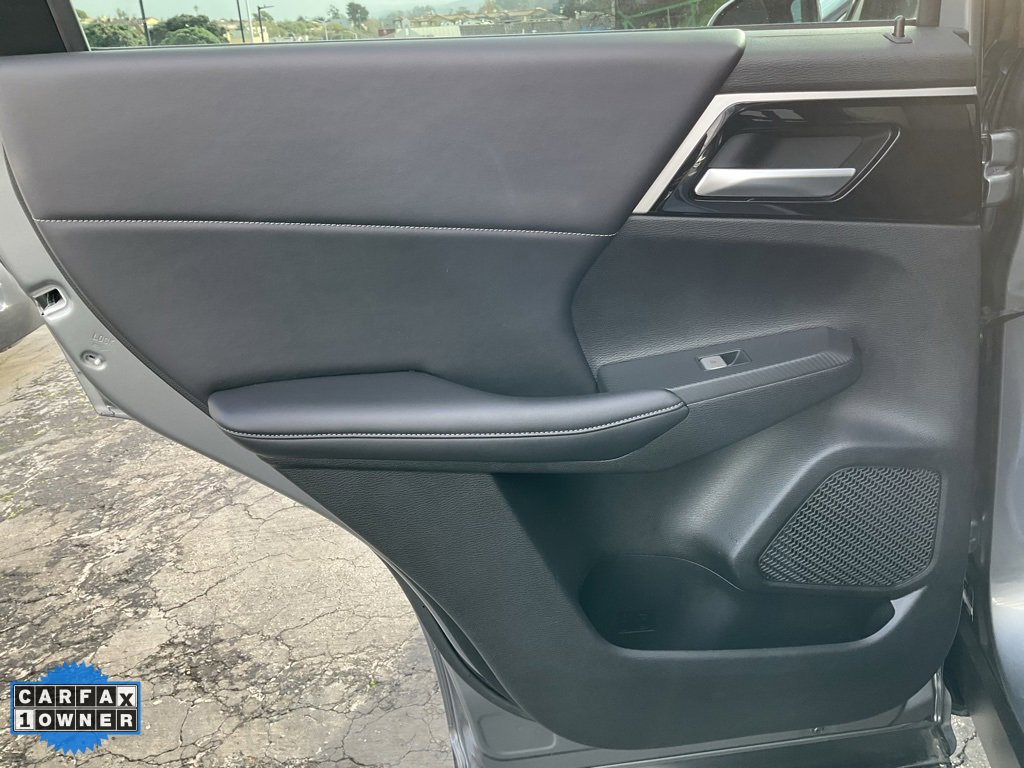 Used 2023 Mitsubishi Outlander SE image 52