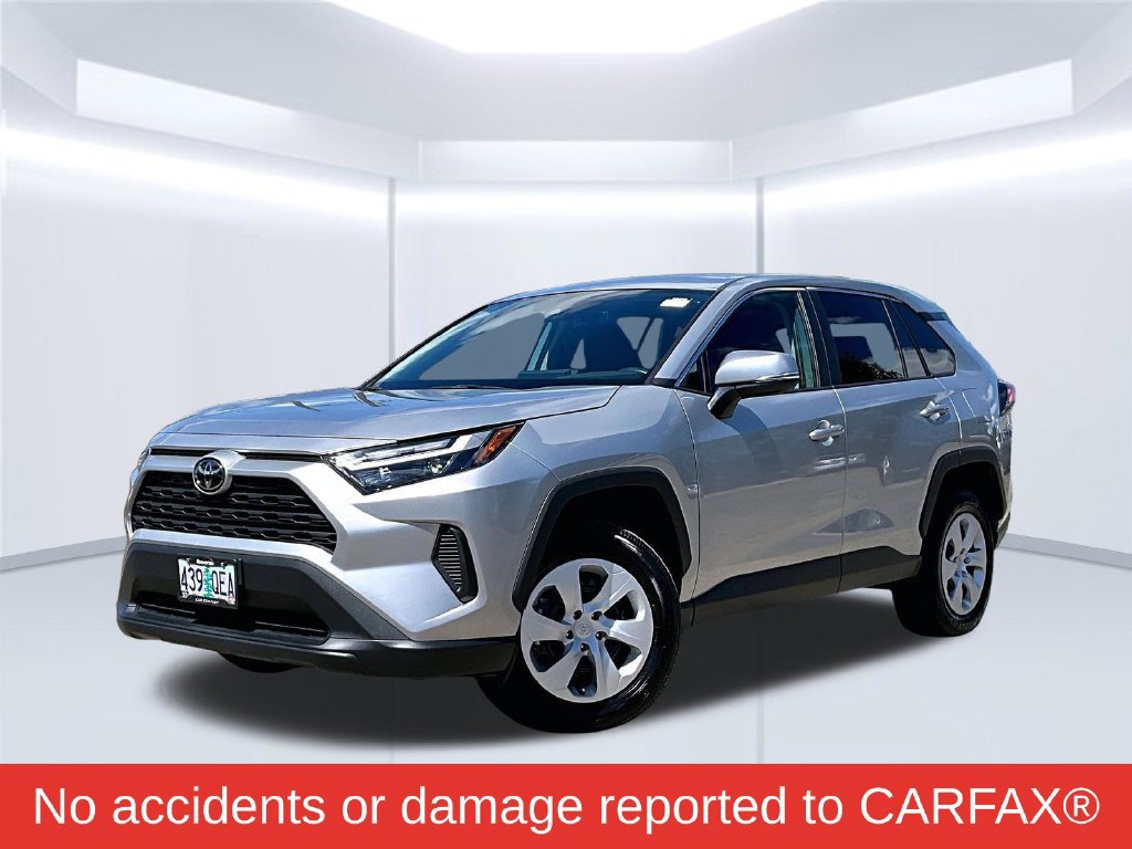 Used 2024 Toyota RAV4 LE AWD/4WD image 2