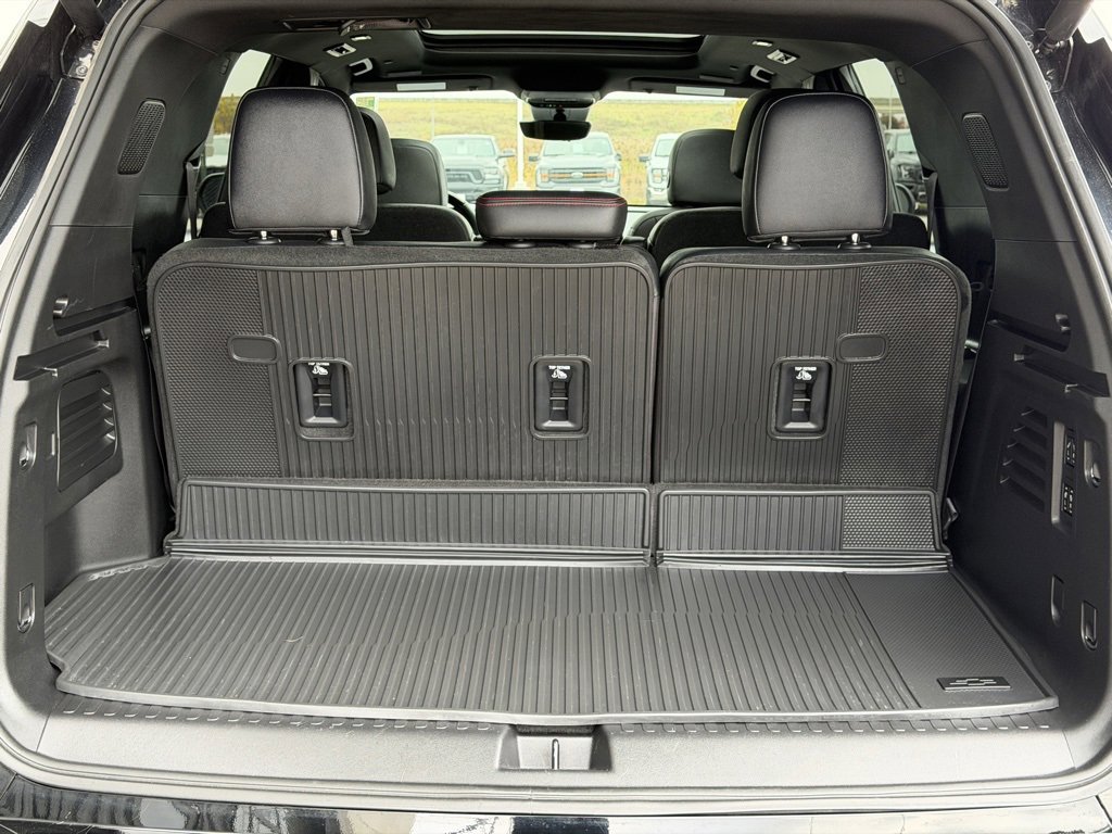 Used 2024 Chevrolet Traverse RS image 8