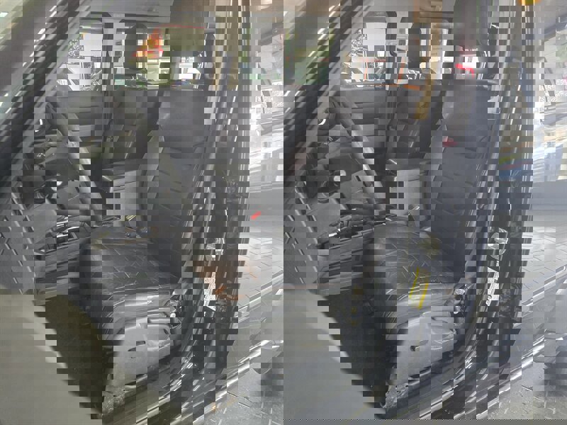 Used 2011 Dodge Nitro Heat image 9