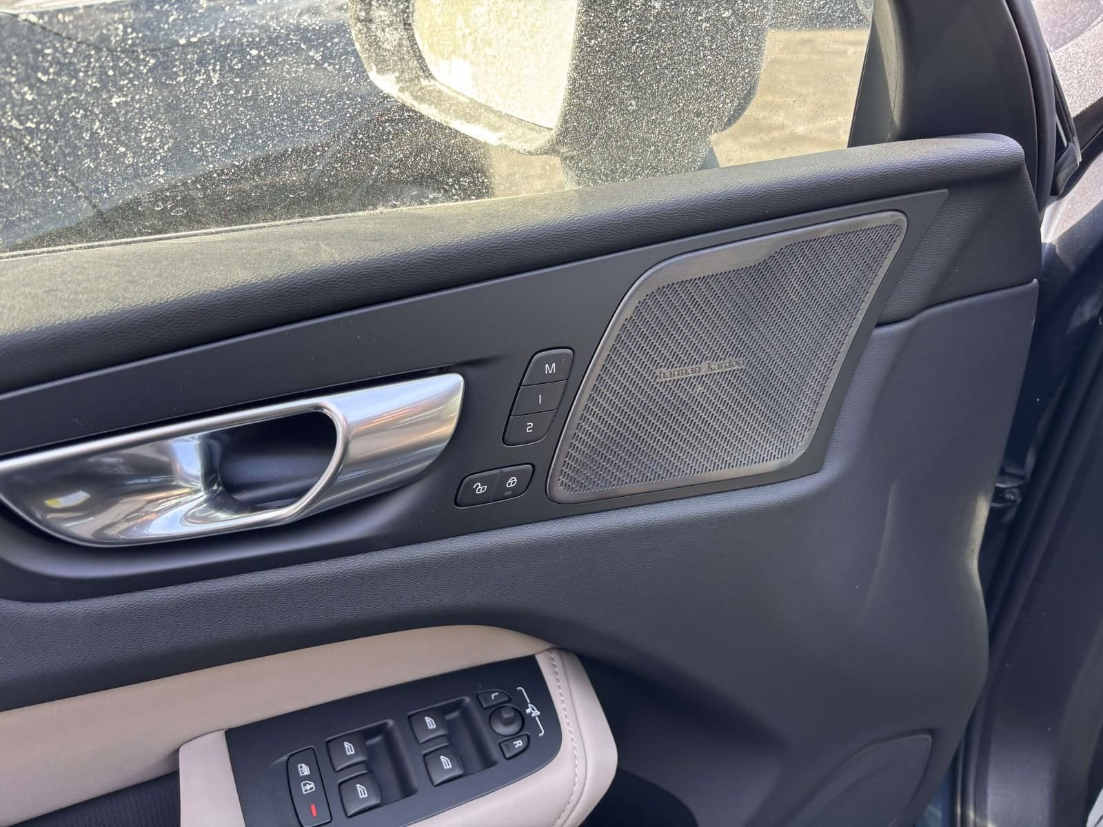 New 2026 Volvo XC60 B5 Plus w/ Protection Package Premier image 10