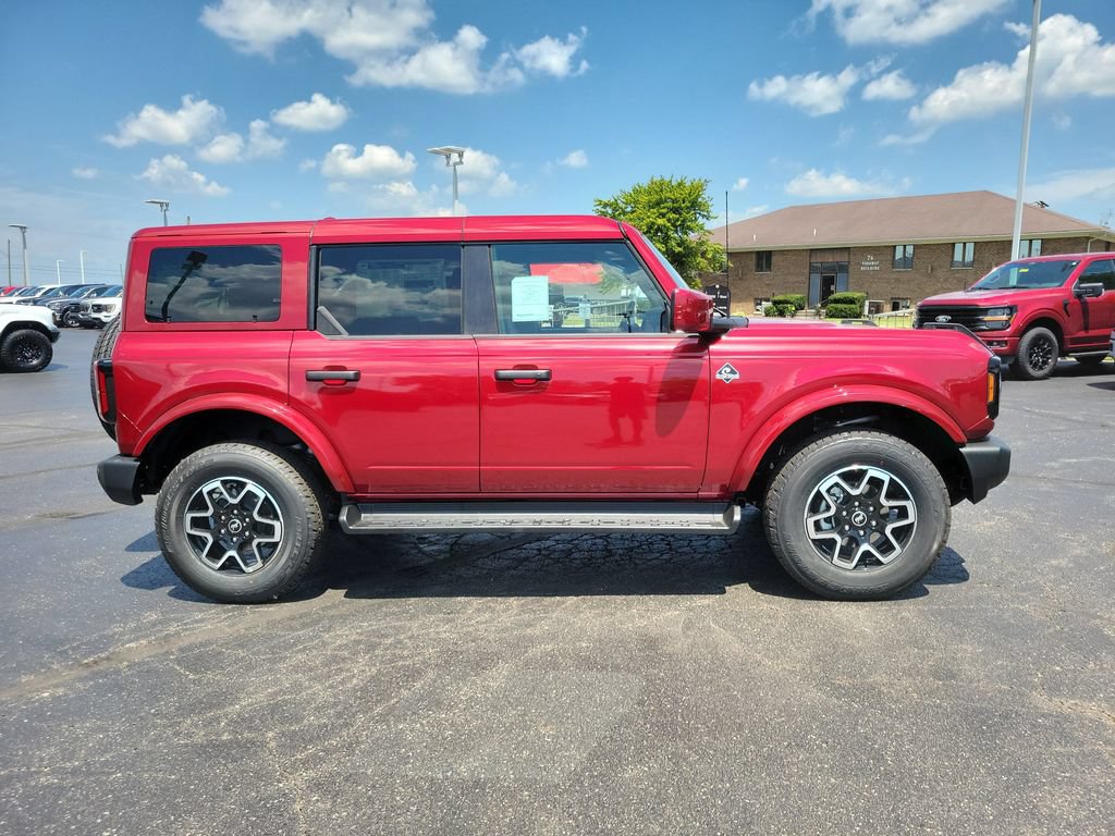 New 2026 Ford Bronco Outer Banks AWD/4WD image 3