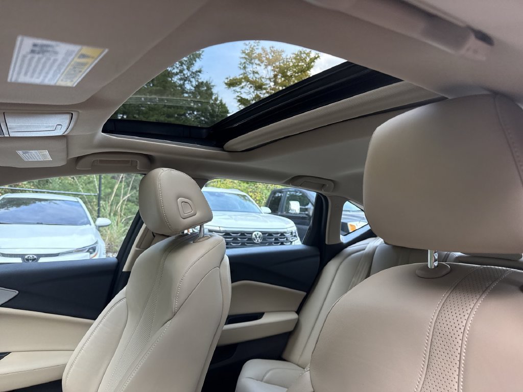 Used 2023 Acura TLX w/ Technology Package FWD image 16