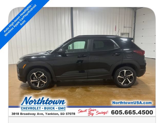 Used 2023 Chevrolet TrailBlazer RS AWD/4WD image 2