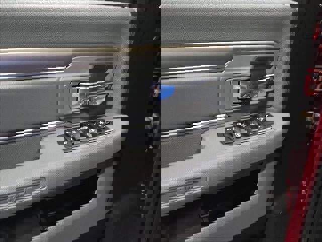 Used 2015 RAM 1500 Outdoorsman image 9