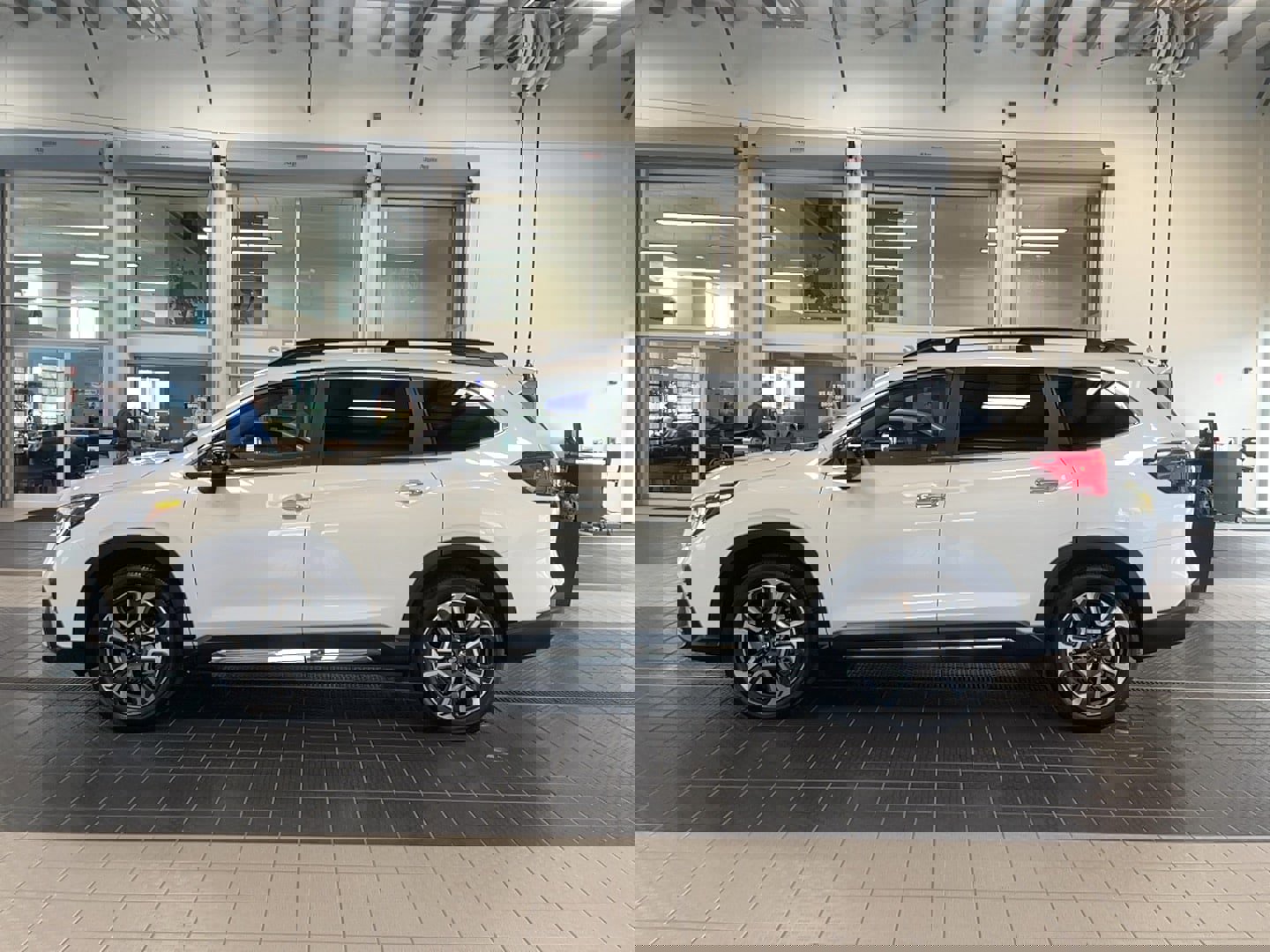 Used 2025 Subaru Ascent Touring image 3