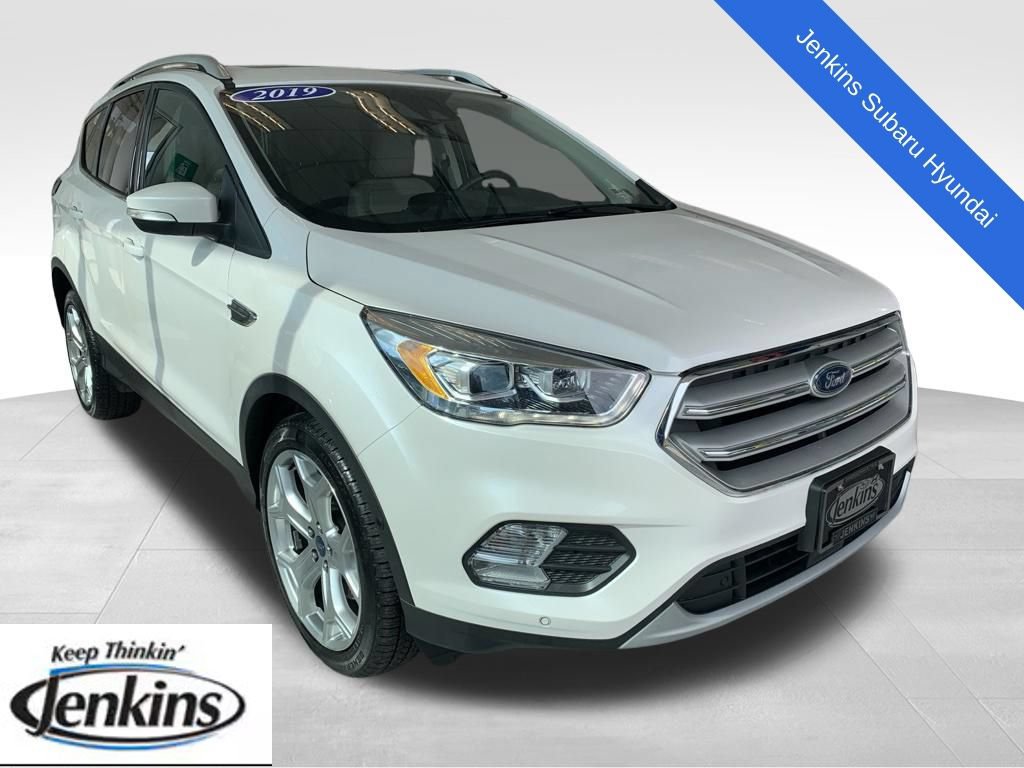 Used 2019 Ford Escape Titanium AWD/4WD image 1