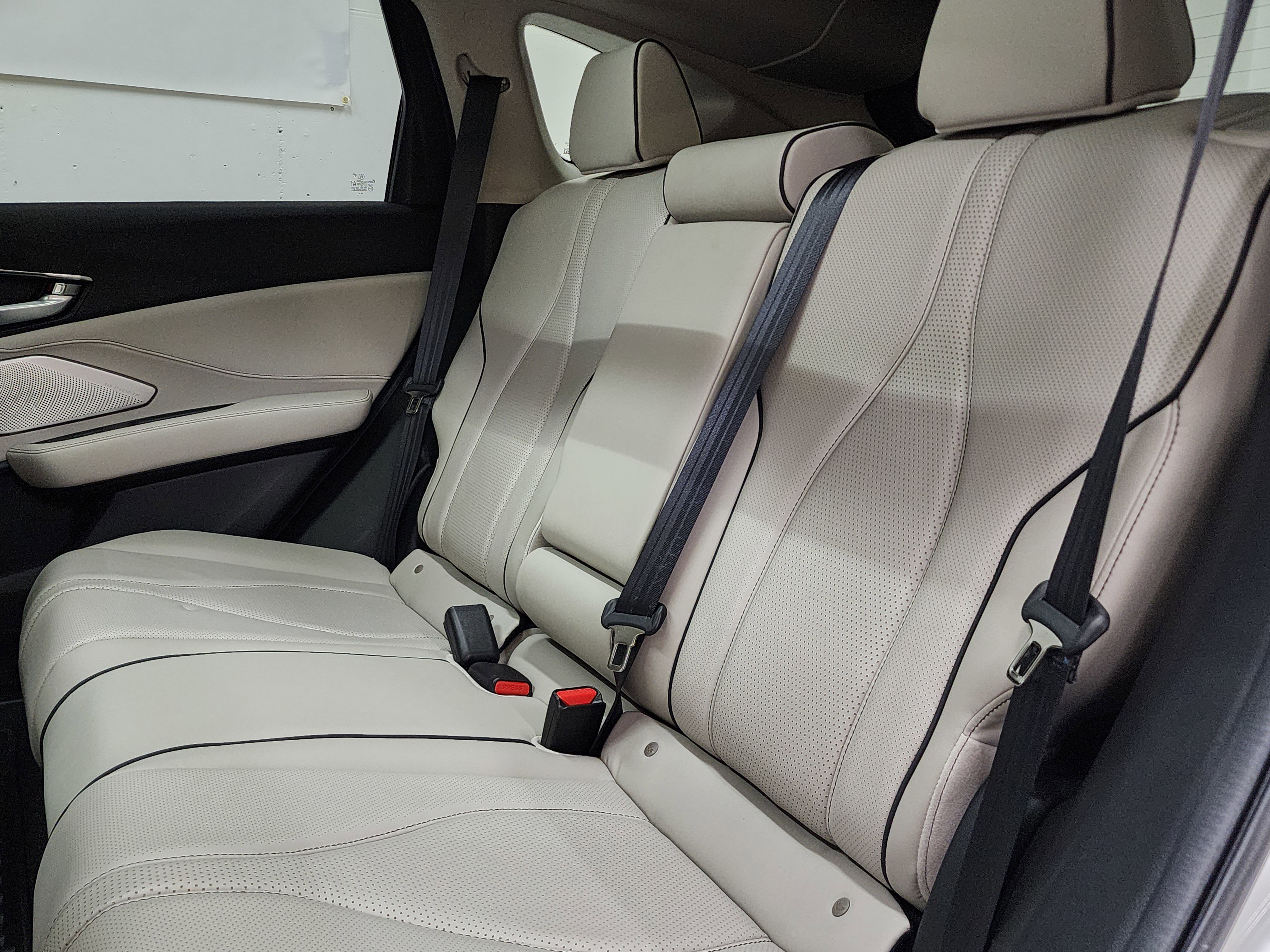 Used 2025 Acura RDX SH-AWD w/ Advance Package image 18