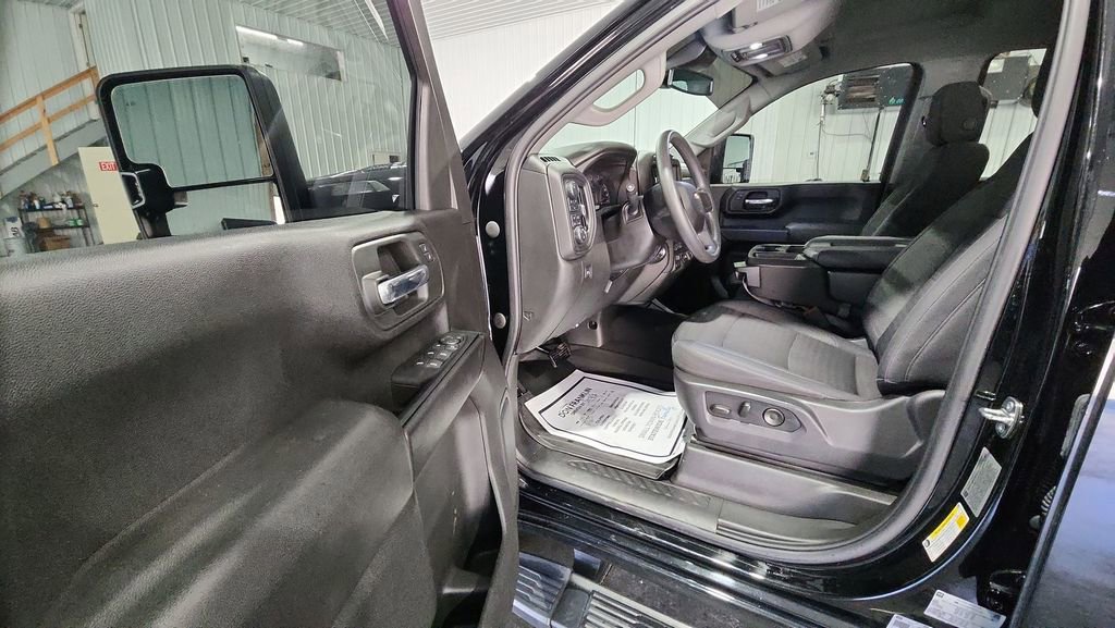 Used 2024 Chevrolet Silverado 2500 Custom w/ Custom Value Package image 13