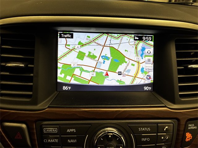 Used 2018 Nissan Pathfinder Platinum image 18
