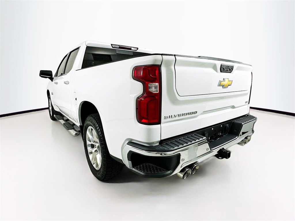 Used 2021 Chevrolet Silverado 1500 LTZ w/ Z71 Off-Road Package image 7