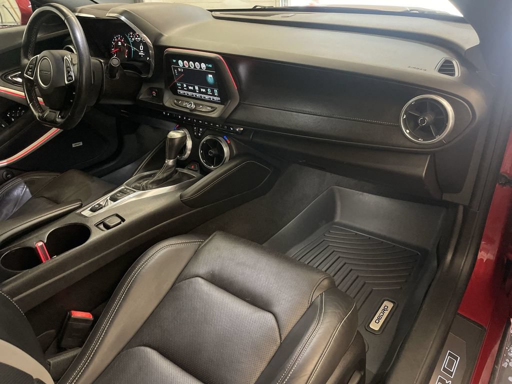 Used 2016 Chevrolet Camaro LT RWD image 22