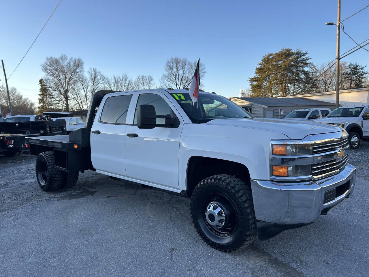 Used 2017 Chevrolet Silverado 3500 W/T image 4